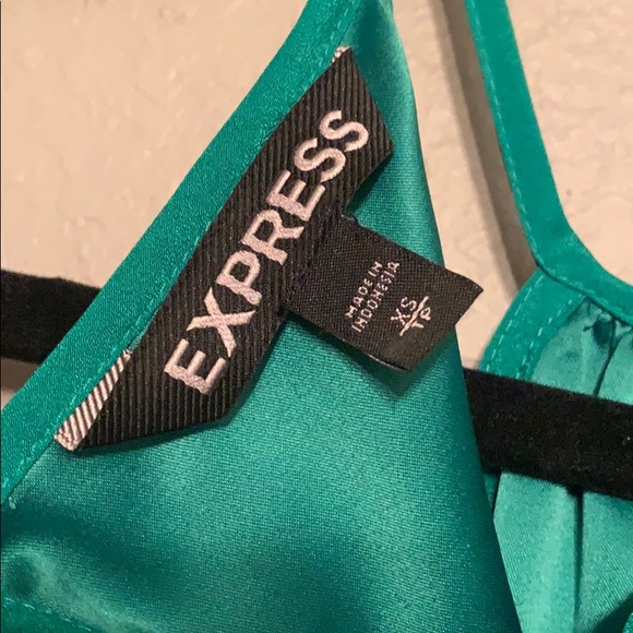 EXPRESS XS DRESS - Picture 2 of 3